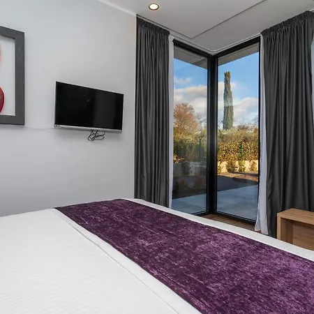 וילה Blumarine Brzac